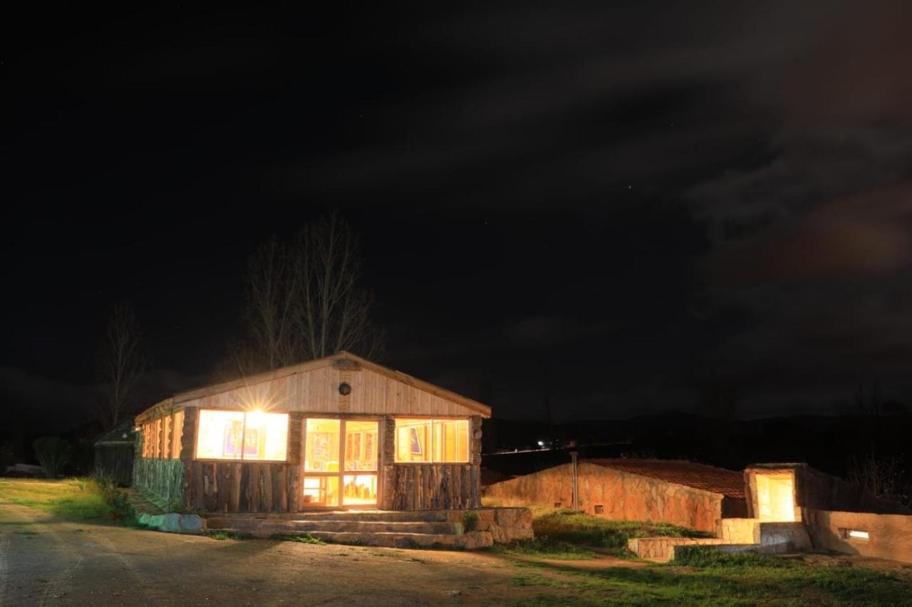 Ferme D’hôte La Vallée Azrou Esterno foto